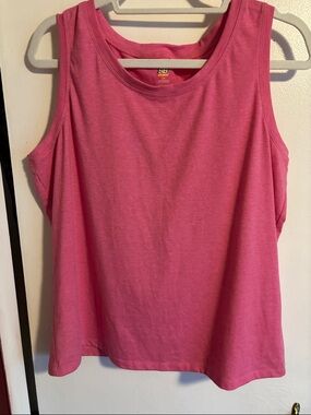 Lightweight Pink Scoop-Neck Tank Top